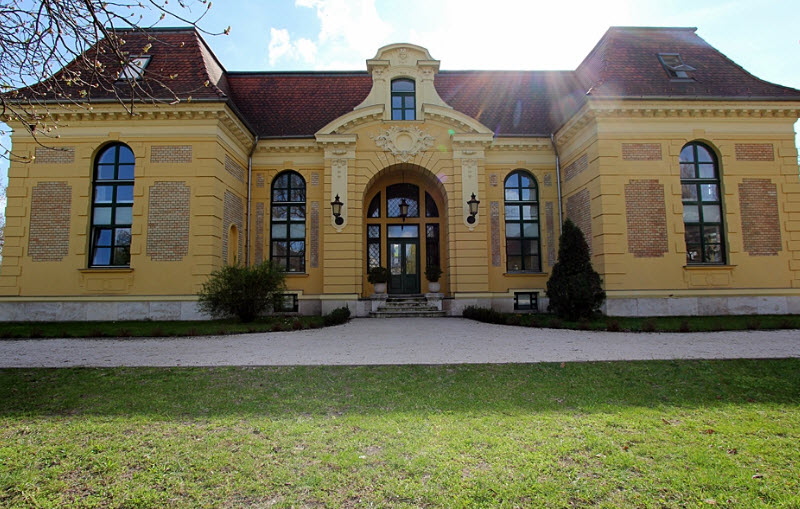 Malonyay kastély, Hungary